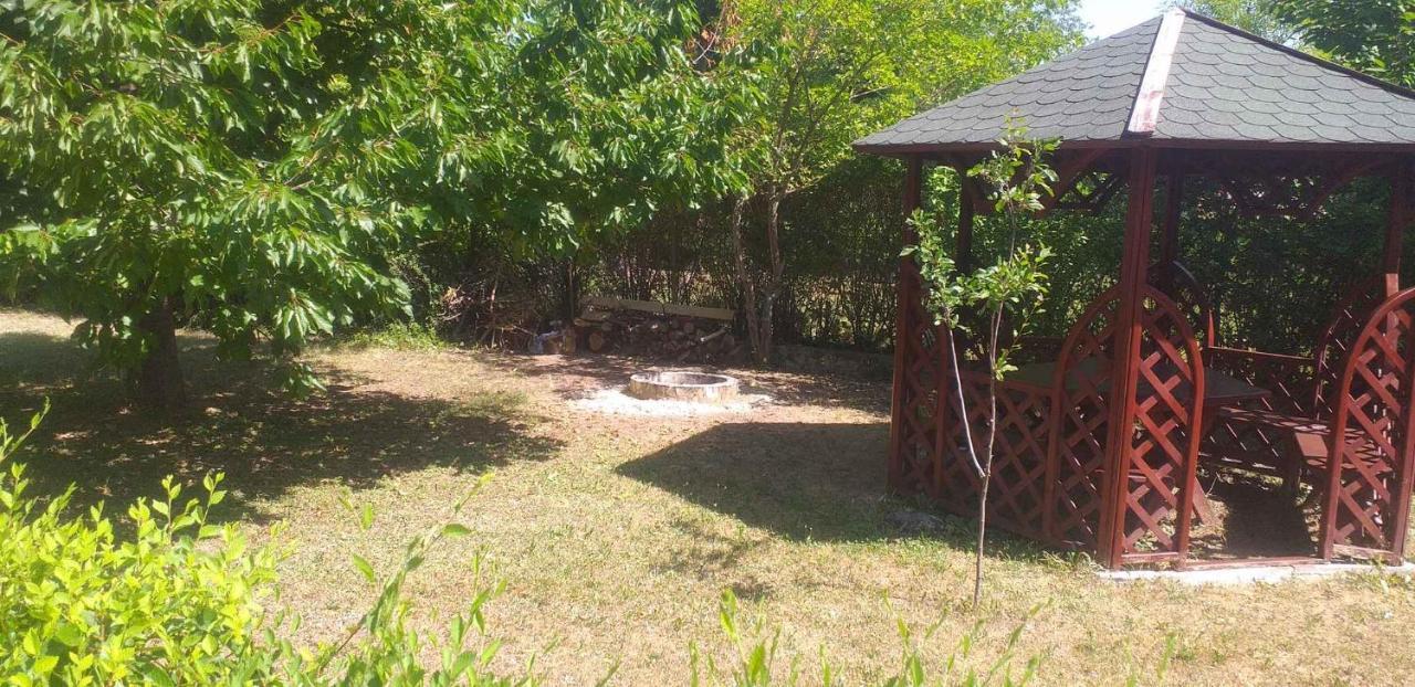 Holiday Home Balatonalmadi/Balaton 17936 Lucernas Luaran gambar