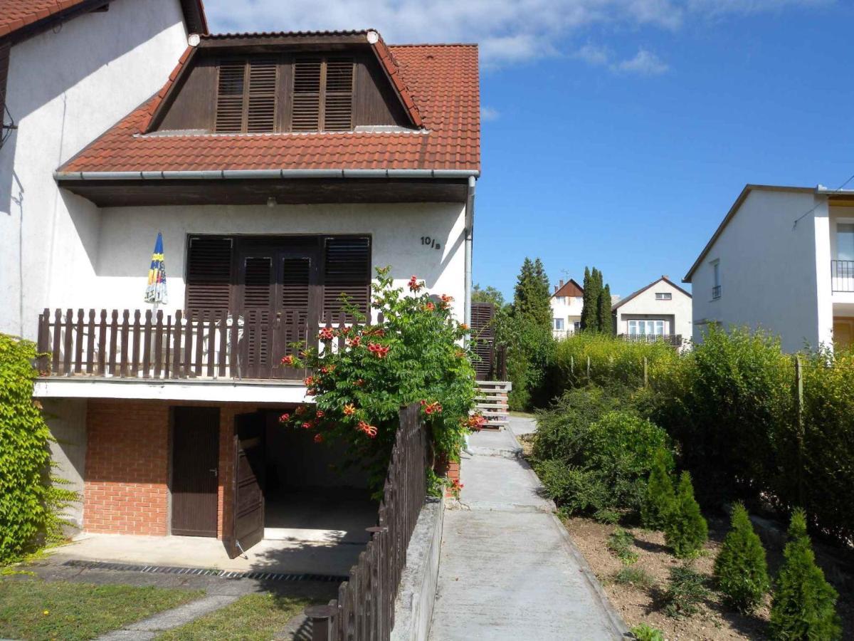 Holiday Home Balatonalmadi/Balaton 17936 Lucernas Luaran gambar